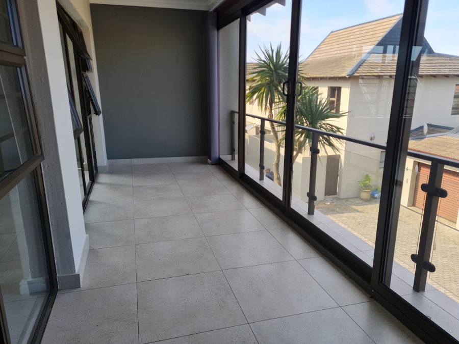 To Let 3 Bedroom Property for Rent in Wavecrest Eastern Cape